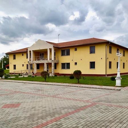 Ligetalja Termal Hotel Peneszlek ภายนอก รูปภาพ