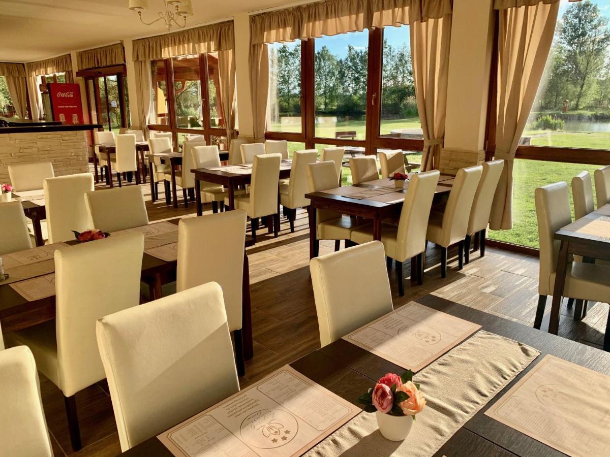 Ligetalja Termal Hotel Peneszlek ภายนอก รูปภาพ